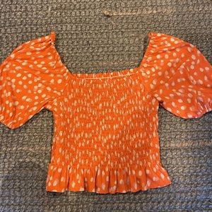Orange puff sleeve top!